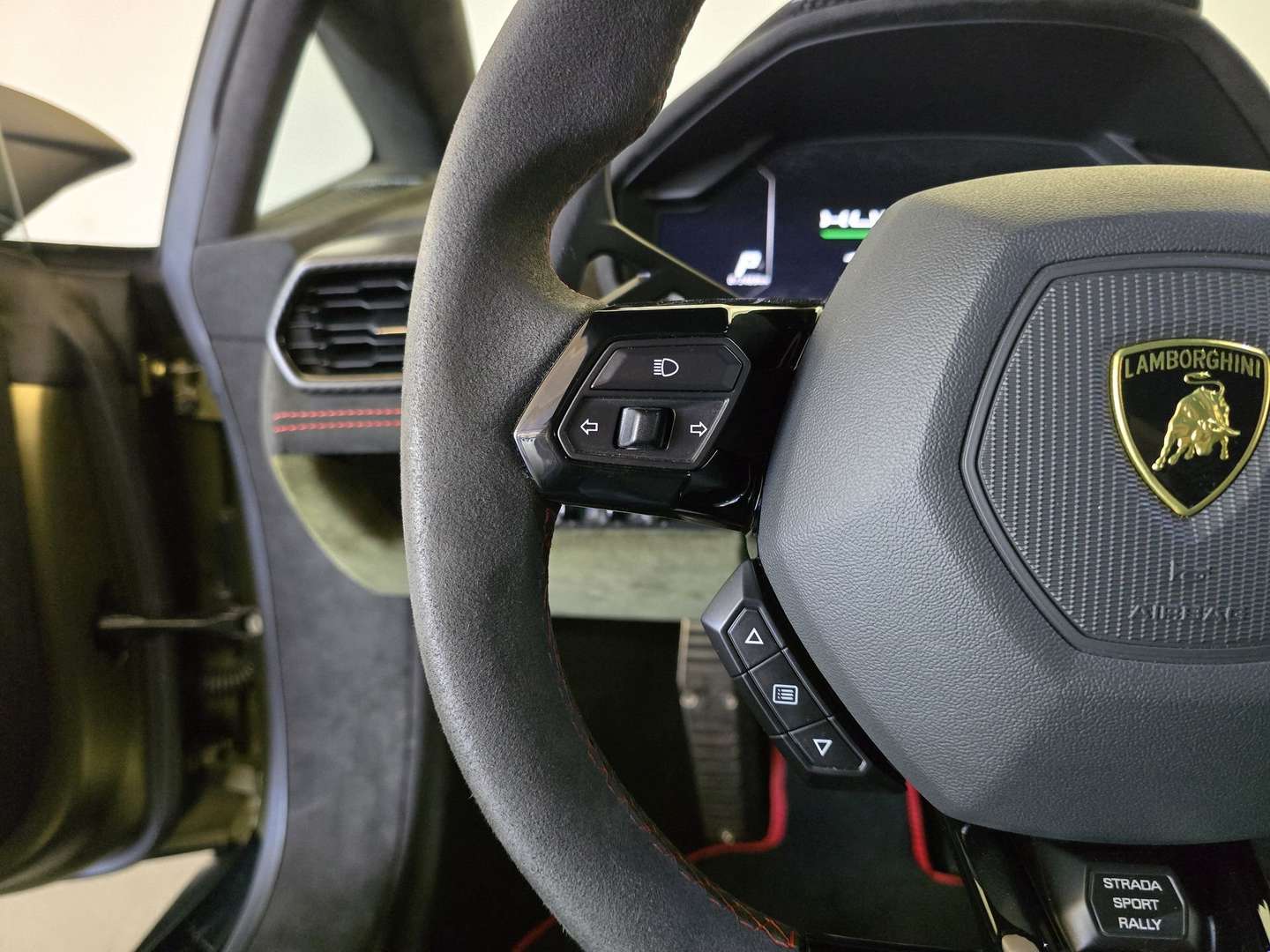 Lamborghini Huracán Sterrato - 2024 - Joinsteer - #20