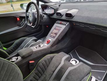 Lamborghini Huracán STO — photo 17
