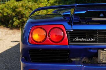 Lamborghini Diablo Roadster — photo 32