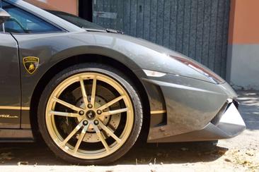 Lamborghini Gallardo 570-4 — photo 9