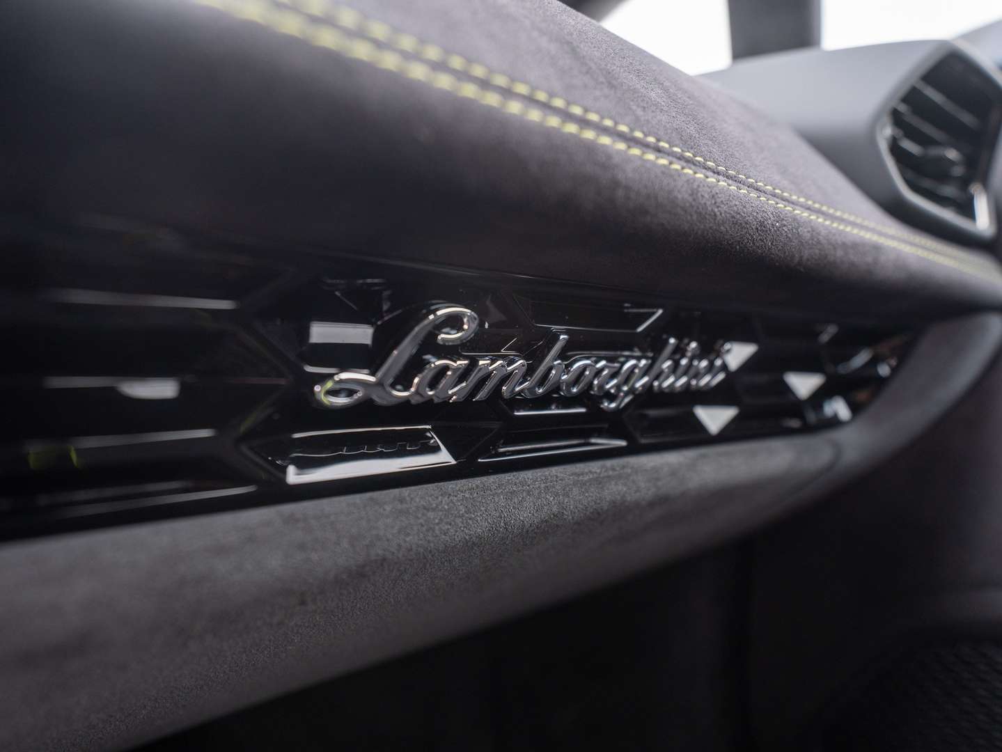 Lamborghini Huracán Sterrato - 2023 - Joinsteer - #17