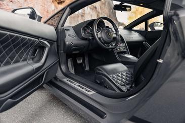 Lamborghini Gallardo 560-4 — photo 10