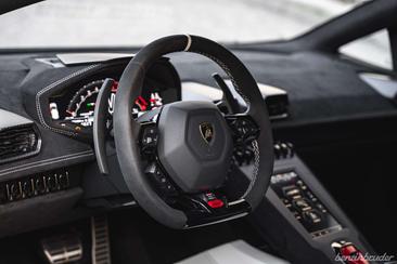 Lamborghini Huracán STO — photo 23