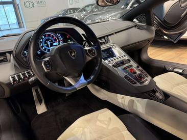 Lamborghini Aventador SV — photo 4