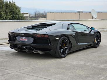 Lamborghini Aventador SV — photo 5