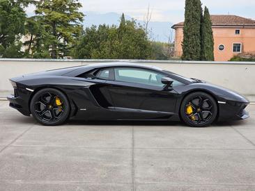 Lamborghini Aventador SV — photo 6