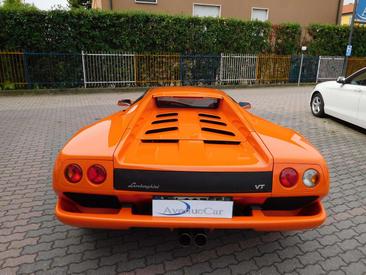 Lamborghini Diablo — photo 7