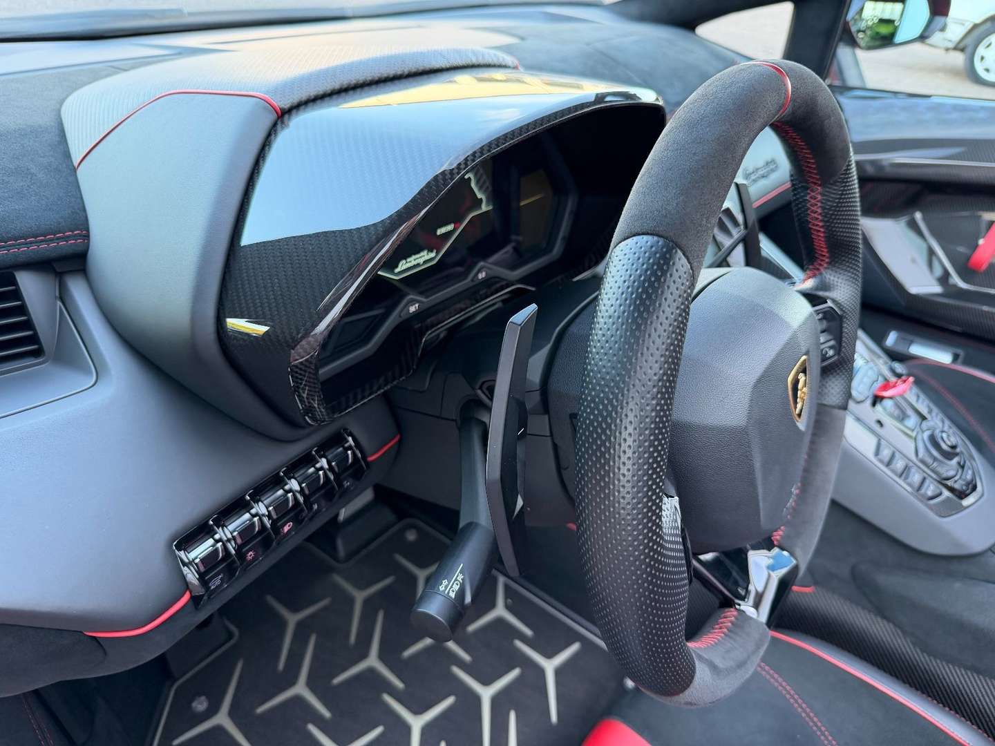 Lamborghini Aventador SV Roadster - 2016 - Joinsteer - #15