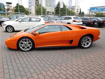 Lamborghini Diablo — photo 9