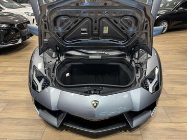 Lamborghini Aventador SV — photo 18