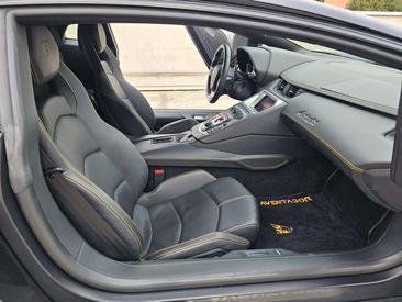 Lamborghini Aventador SV — photo 13