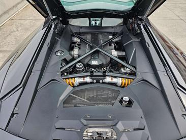 Lamborghini Aventador SV — photo 14
