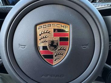 Porsche Macan GTS — photo 13