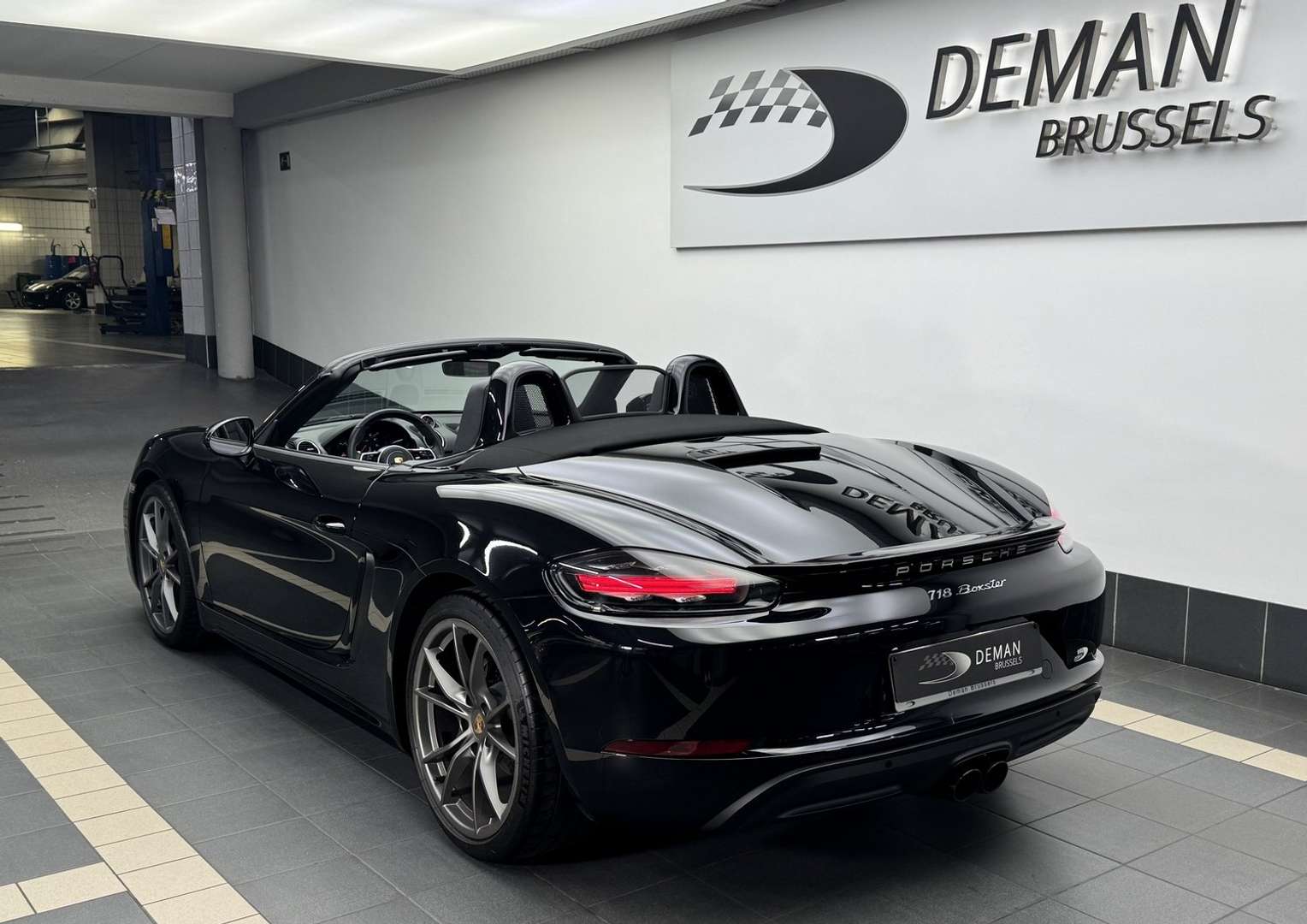 Porsche 718 Boxster Cabriolet S - 2024 - Joinsteer - #4