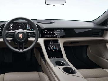 Porsche Taycan — photo 5