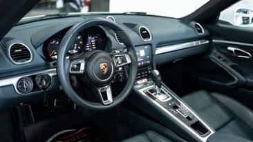 Porsche 718 Boxster GTS — photo 15