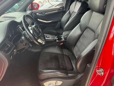 Porsche Macan GTS — photo 7