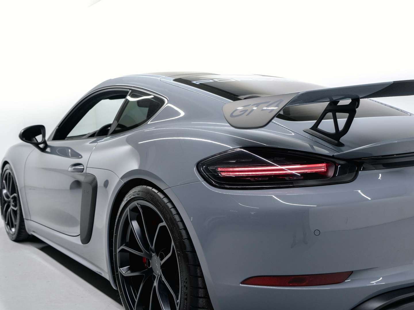 Porsche 718 Cayman GT4 - 2023 - Joinsteer - #16