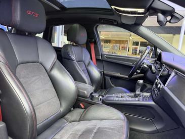 Porsche Macan GTS — photo 22