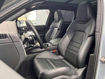 Porsche Cayenne III S — photo 6