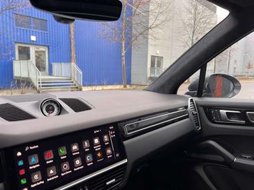 Porsche Cayenne III S — photo 9