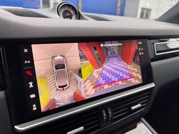 Porsche Cayenne III S — photo 17