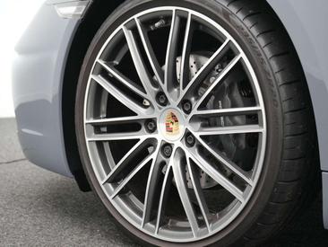 Porsche 718 Boxster — photo 15