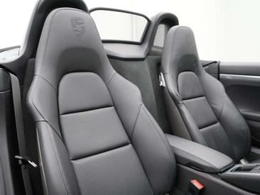 Porsche 718 Boxster — photo 21