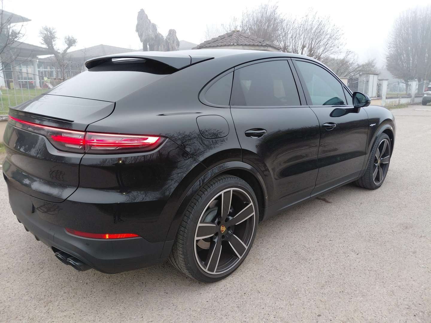 Porsche Cayenne Coupé E-Hybrid - 2023 - Joinsteer - #3