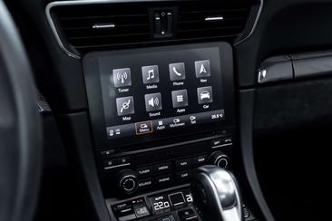 Porsche 991 GTS — photo 17