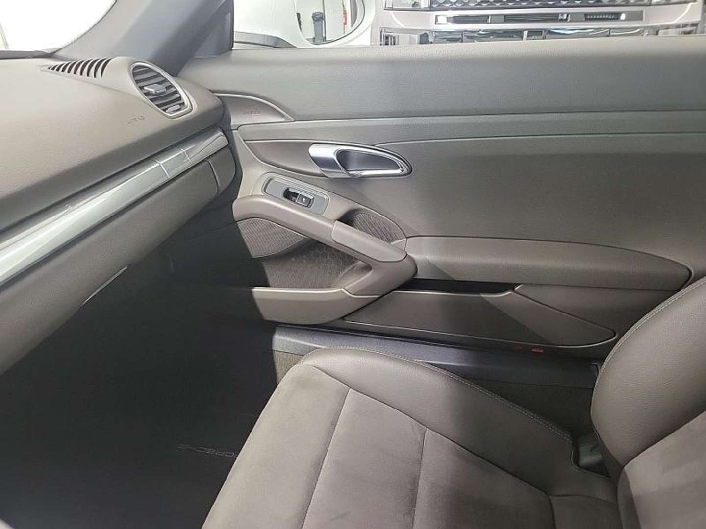 Porsche Boxster Base - 2024 - Joinsteer - #21