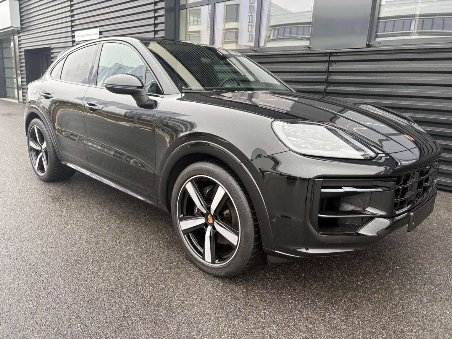 Porsche Cayenne Coupé E-Hybrid - 2025 - Joinsteer - #5