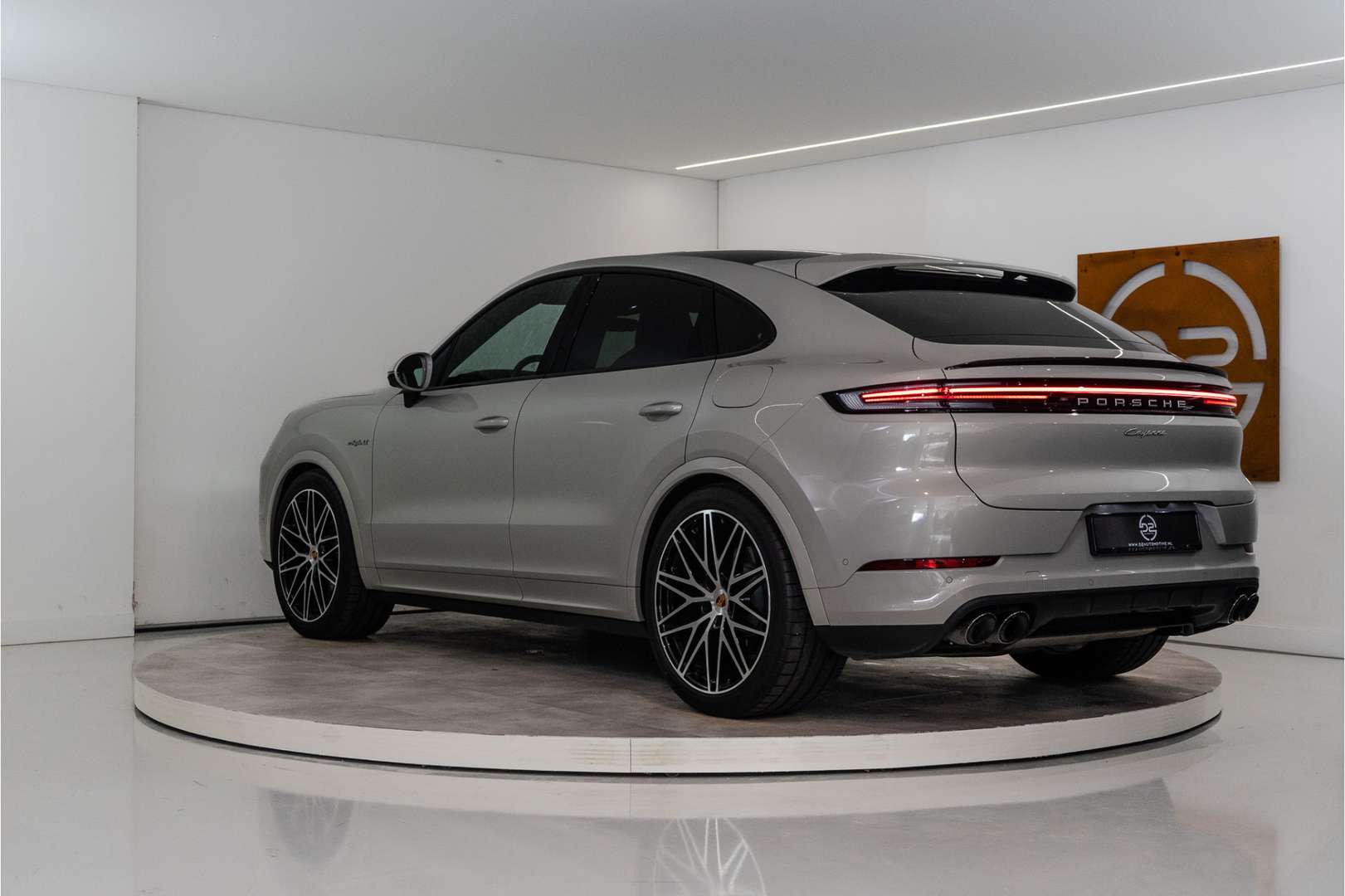 Porsche Cayenne Coupé E-Hybrid - 2025 - Joinsteer - #3