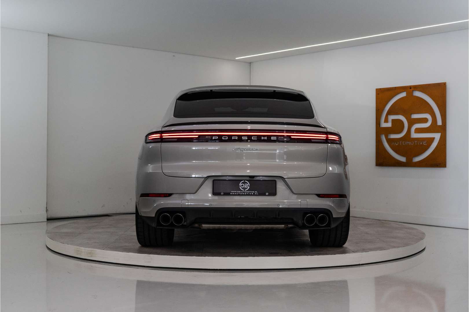 Porsche Cayenne Coupé E-Hybrid - 2025 - Joinsteer - #4