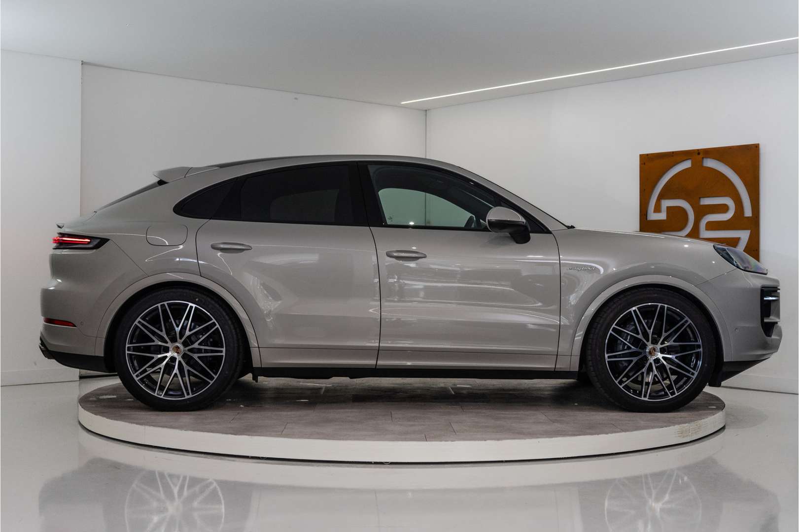 Porsche Cayenne Coupé E-Hybrid - 2025 - Joinsteer - #6