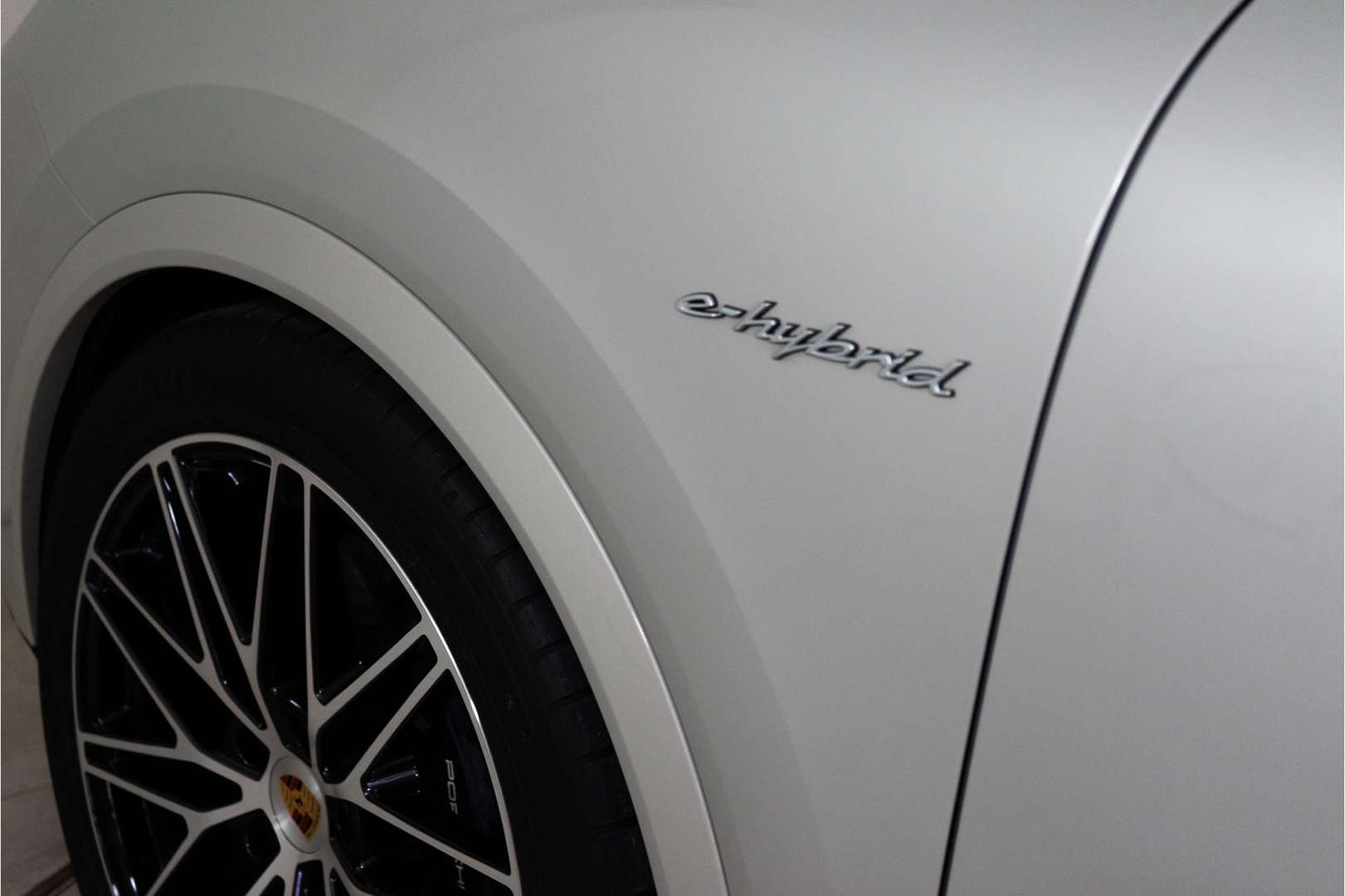 Porsche Cayenne Coupé E-Hybrid - 2025 - Joinsteer - #14