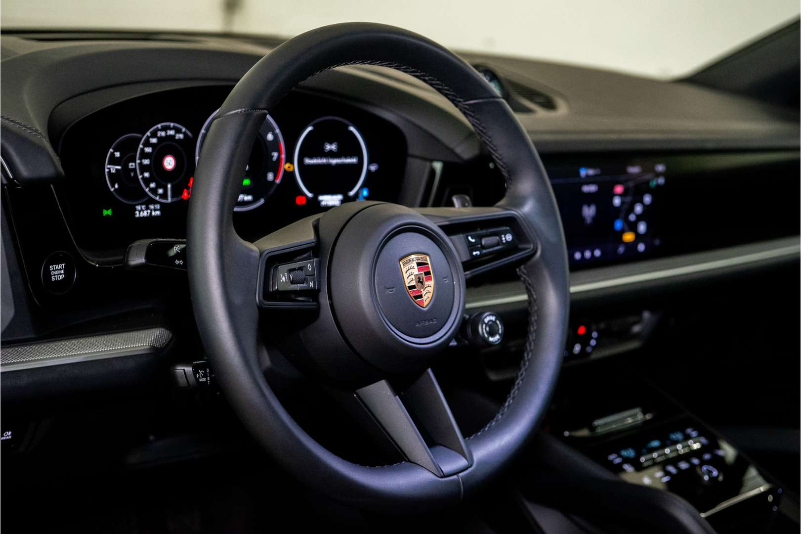 Porsche Cayenne Coupé E-Hybrid - 2025 - Joinsteer - #35