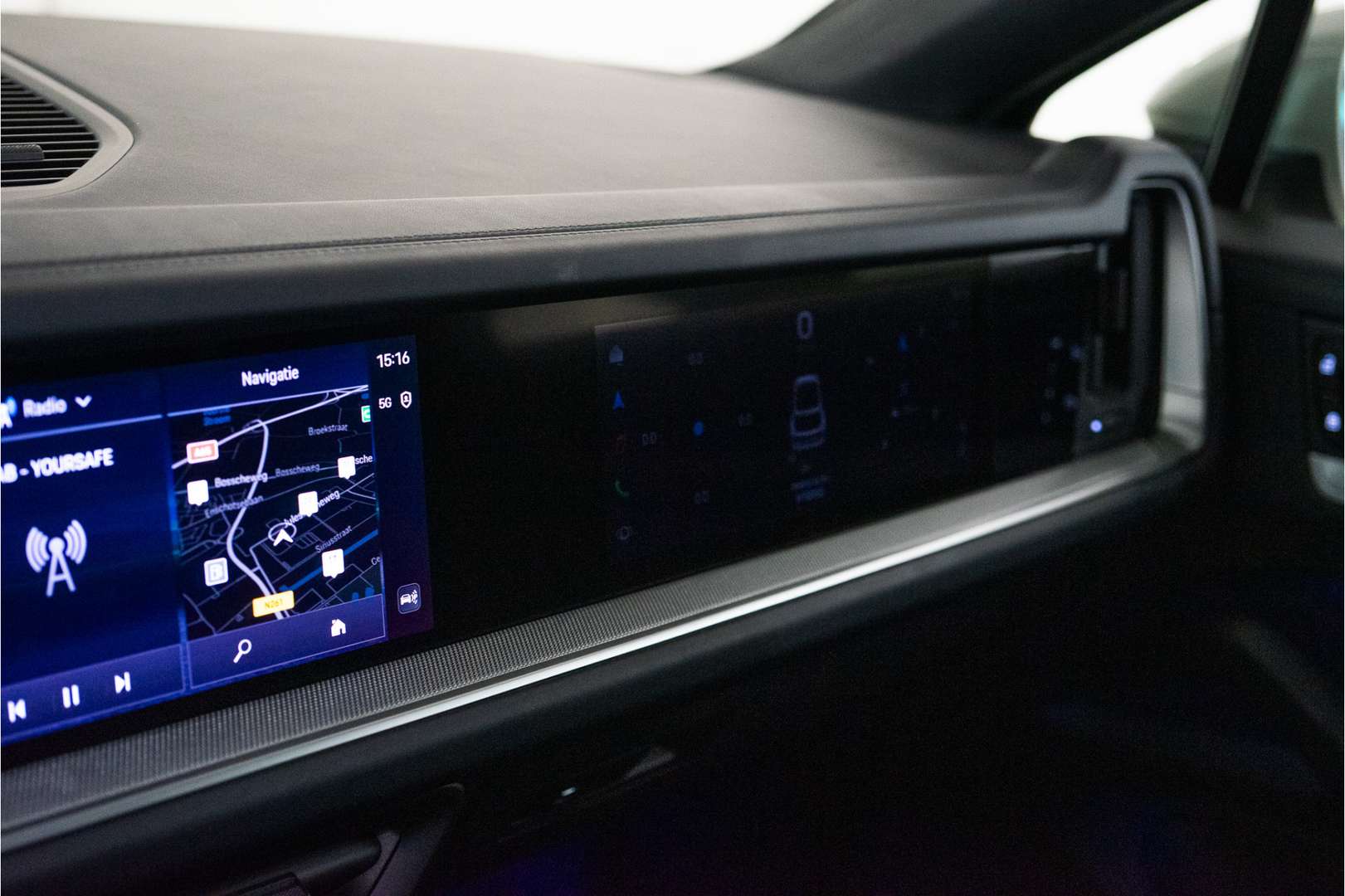 Porsche Cayenne Coupé E-Hybrid - 2025 - Joinsteer - #49