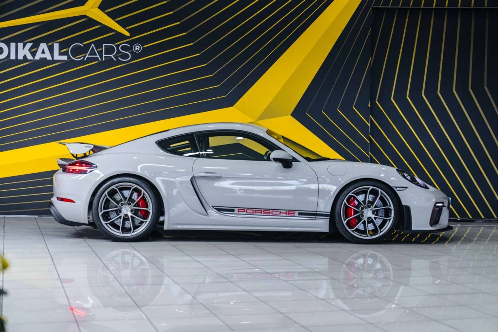 Porsche 718 Cayman GT4 - 2020 - Joinsteer - #5