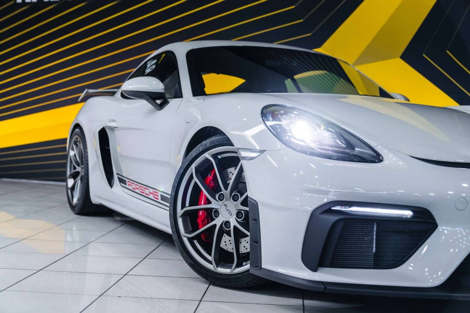 Porsche 718 Cayman GT4 - 2020 - Joinsteer - #10