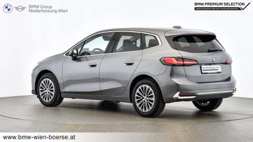 BMW 218d — photo 3