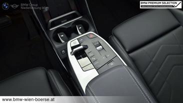 BMW 218d — photo 16