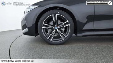 BMW 318d — photo 25