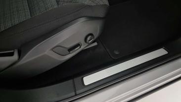 Volvo XC60 B4 Core — photo 6