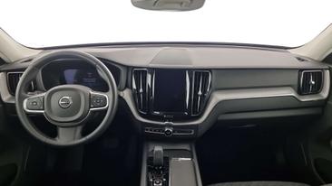 Volvo XC60 B4 Core — photo 8