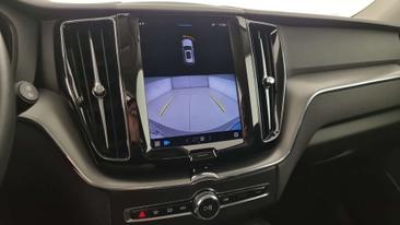 Volvo XC60 B4 Core — photo 21