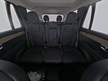 Volvo XC90 T8 Recharge Plus — photo 14