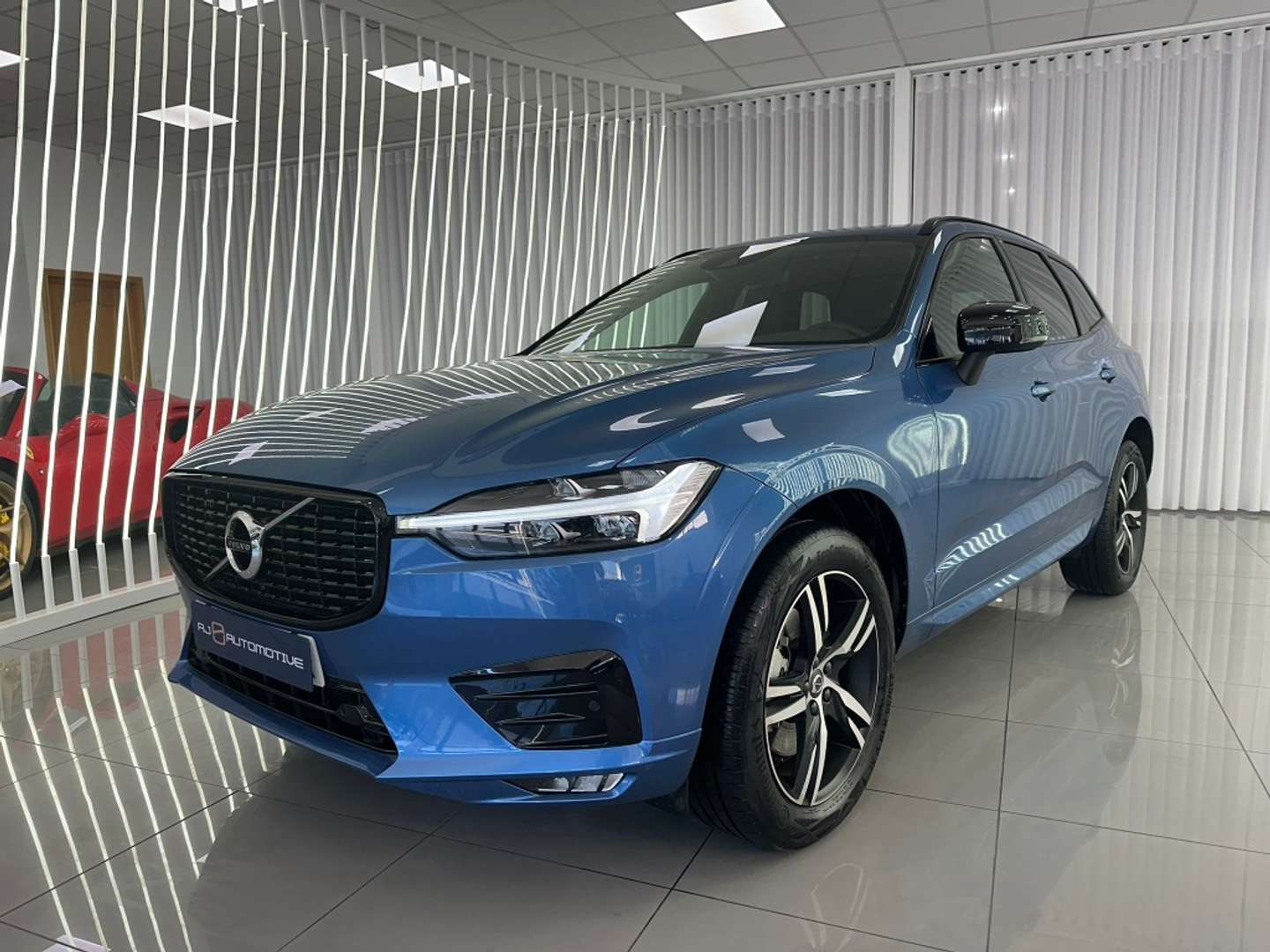 Volvo XC60 B4 R-Design - 2022 - Joinsteer - #1