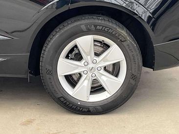 Volvo XC60 B4 Core — photo 4