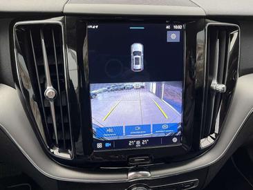 Volvo XC60 B4 Core — photo 15